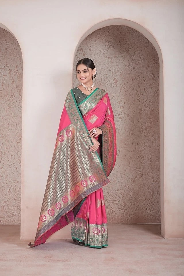 Traditional Soft Silk Weaving Heavy Banarasi Pallu Sari With Blouse 11-VF image 9