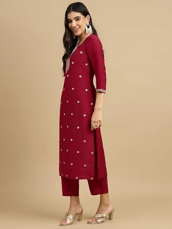 Roman Silk Traditional Maroon Embroidered Wedding Wear Top Bottom& Dupatta 12-VC image 3