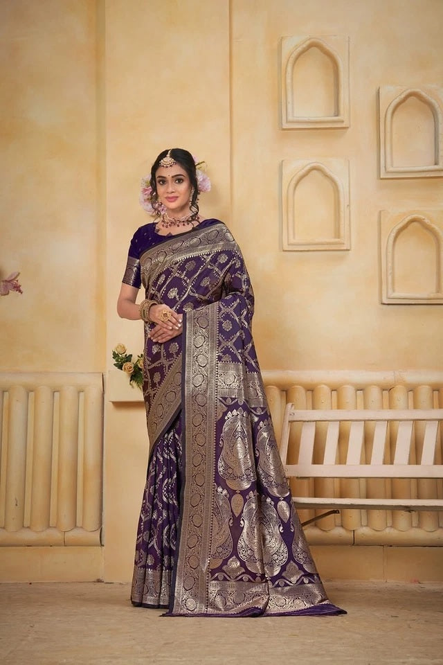 Soft Silk Weaving Banarasi Jari Work Wedding Wear Sari With Blouse 11-VF image 4