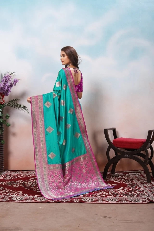 Traditional Soft Silk Jacquard Border Contras Sari With Blouse 11-VF image 10