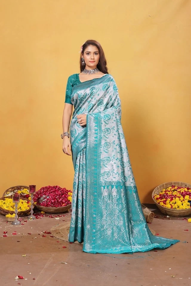 Kanjiwaram Silk With Rich Pallu Traditional Wear Sari With Blouse 11-VF image 3