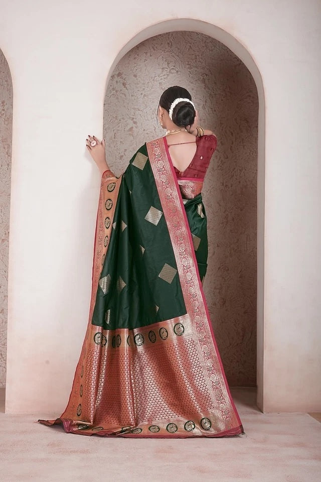 Traditional Soft Silk Weaving Heavy Banarasi Pallu Sari With Blouse 11-VF image 12