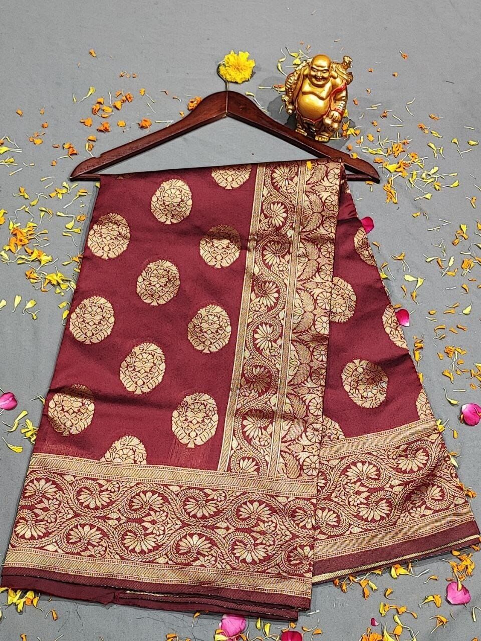 Maroon Soft Lichi Silk Saree With Unstitched Blouse image 10