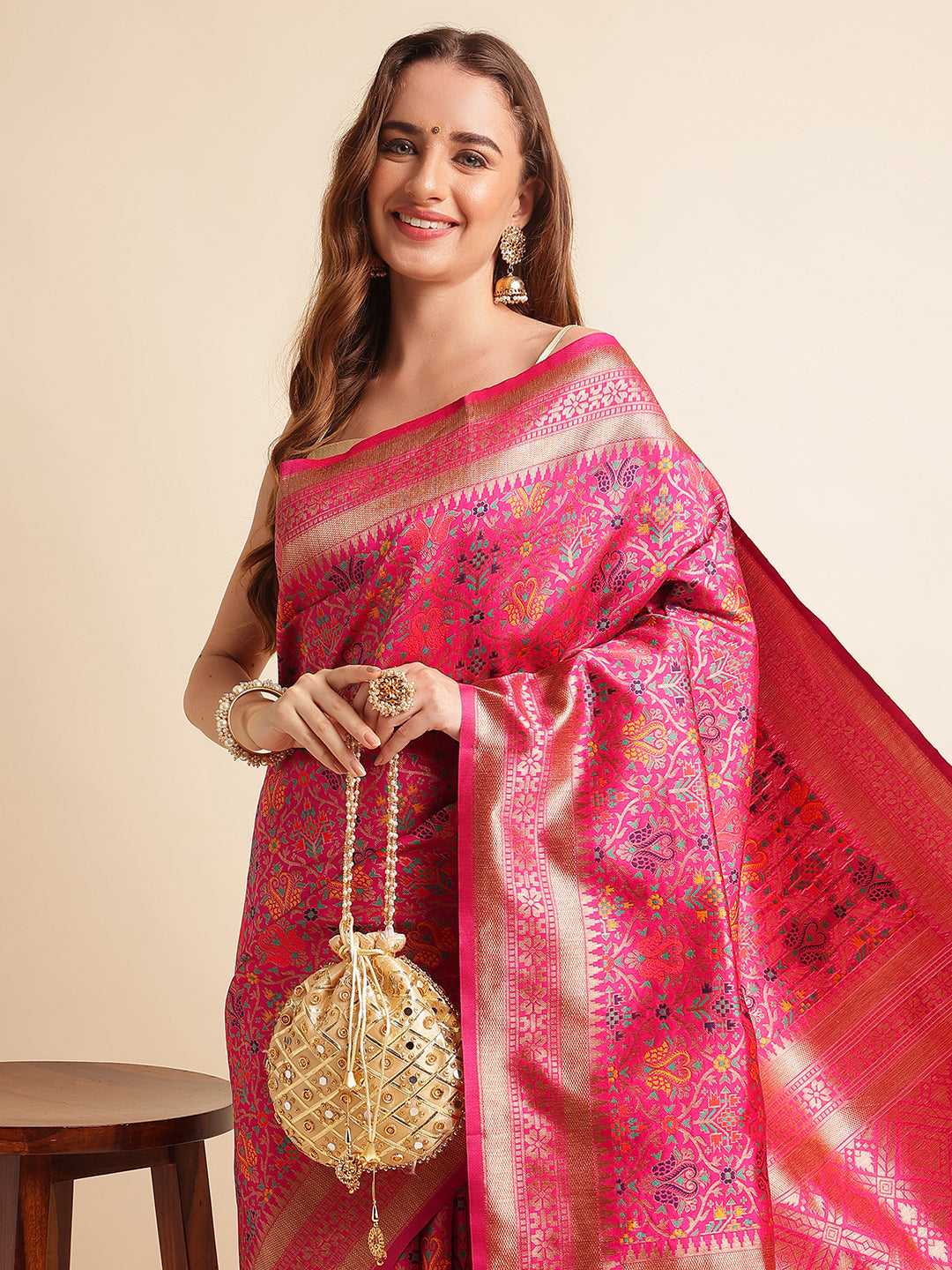 Women's Heavy Banarasi Weaving Patola Silk Saree image 5