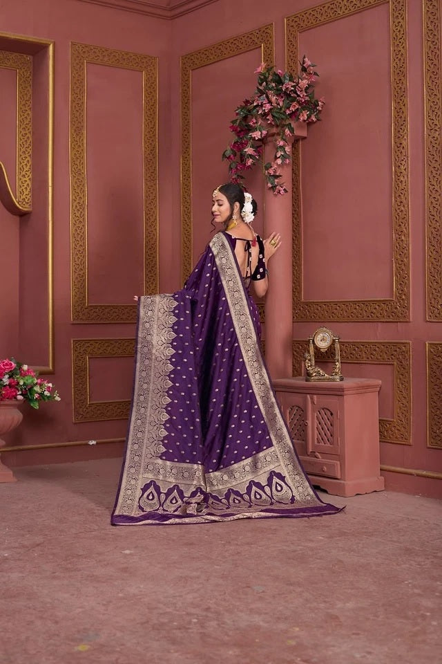 Traditional Soft Silk Weaving Banarasi Wedding Wear Sari With Blouse 11-VF image 10