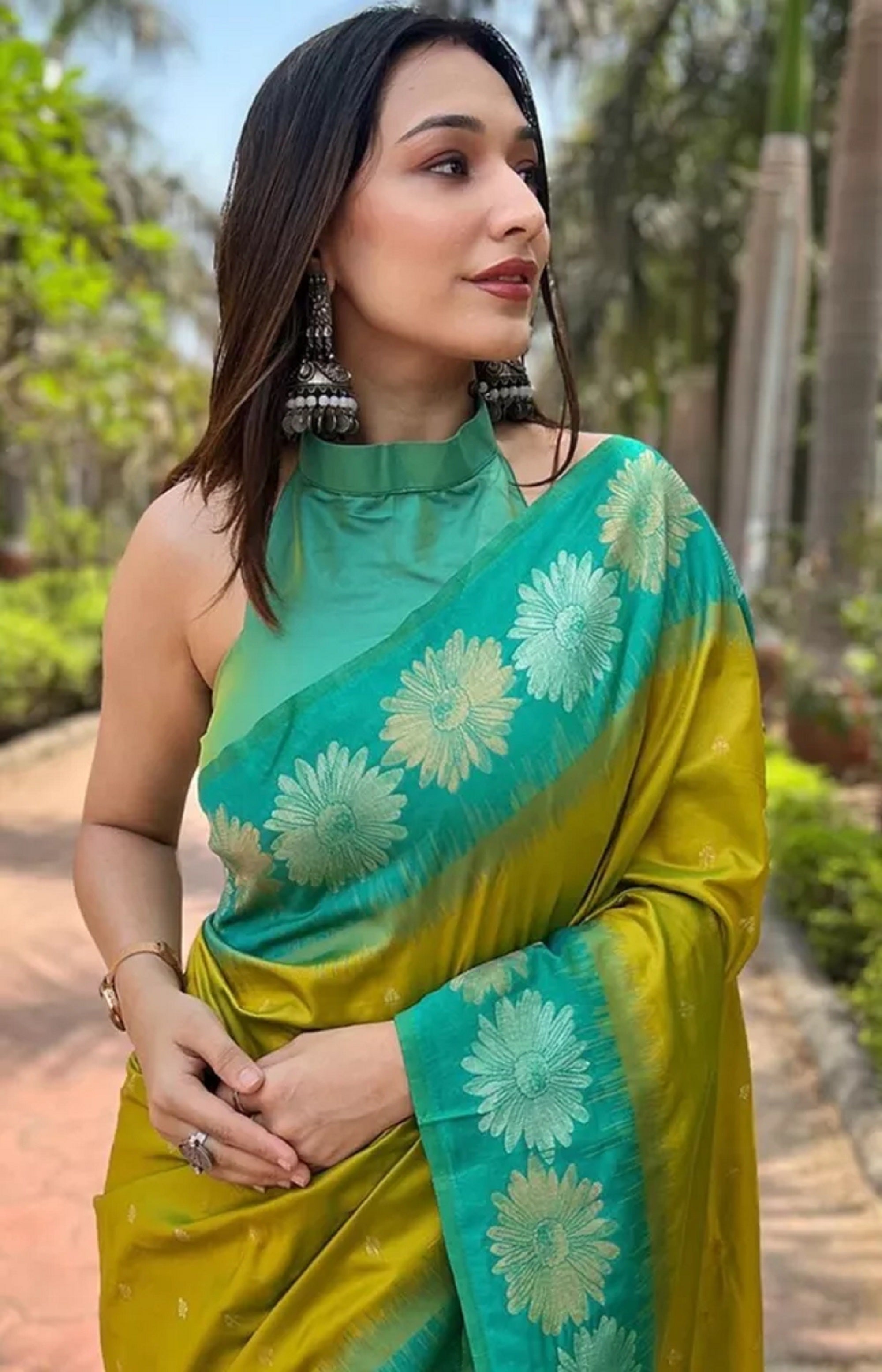 Banarasi Soft Silk Saree With Blouse image 8