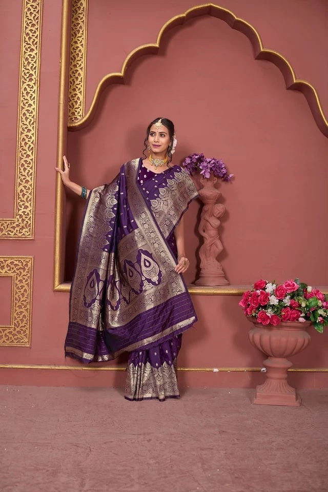 Traditional Soft Silk Weaving Banarasi Wedding Wear Sari With Blouse 11-VF image 11