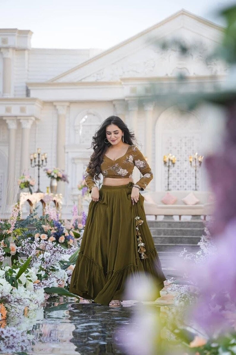 Mehendi Blooming Georgette Full Stitched Crop Top Choli image 3