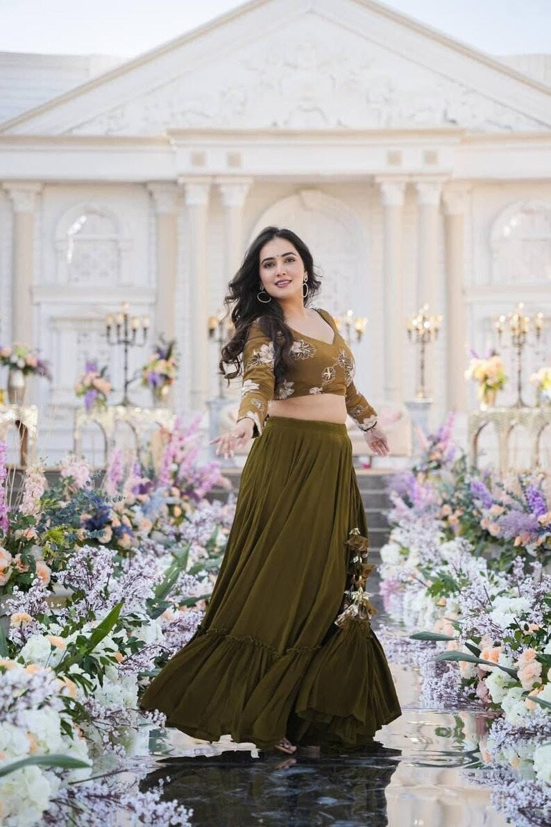Mehendi Blooming Georgette Full Stitched Crop Top Choli image 4