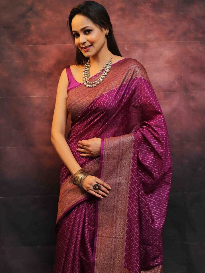 Redviolet Banarasi Soft Silk Saree With Unstitched Blouse image 5