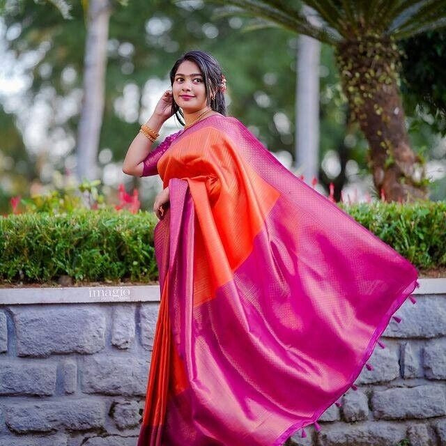 Soft Silk With Beautiful Rich Design Pallu Saree With Blouse image 4