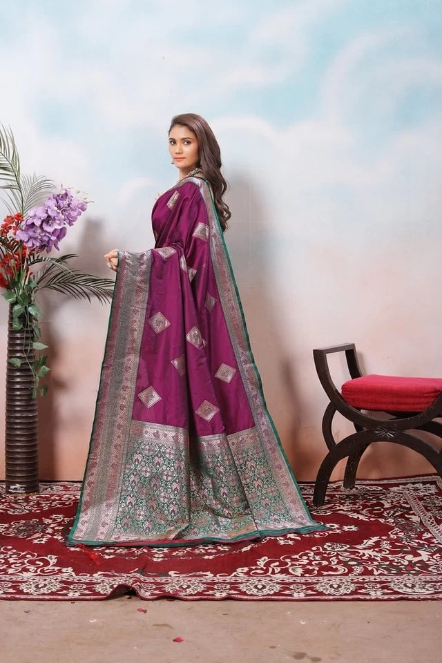 Traditional Soft Silk Jacquard Border Contras Sari With Blouse 11-VF image 16