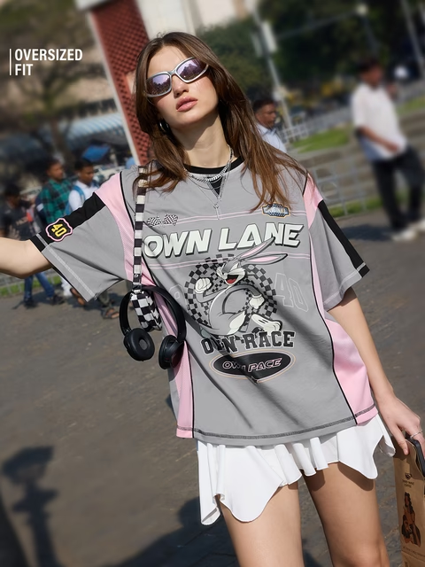 Bugs Bunny Own Lane Women Oversized T-Shirts image 1