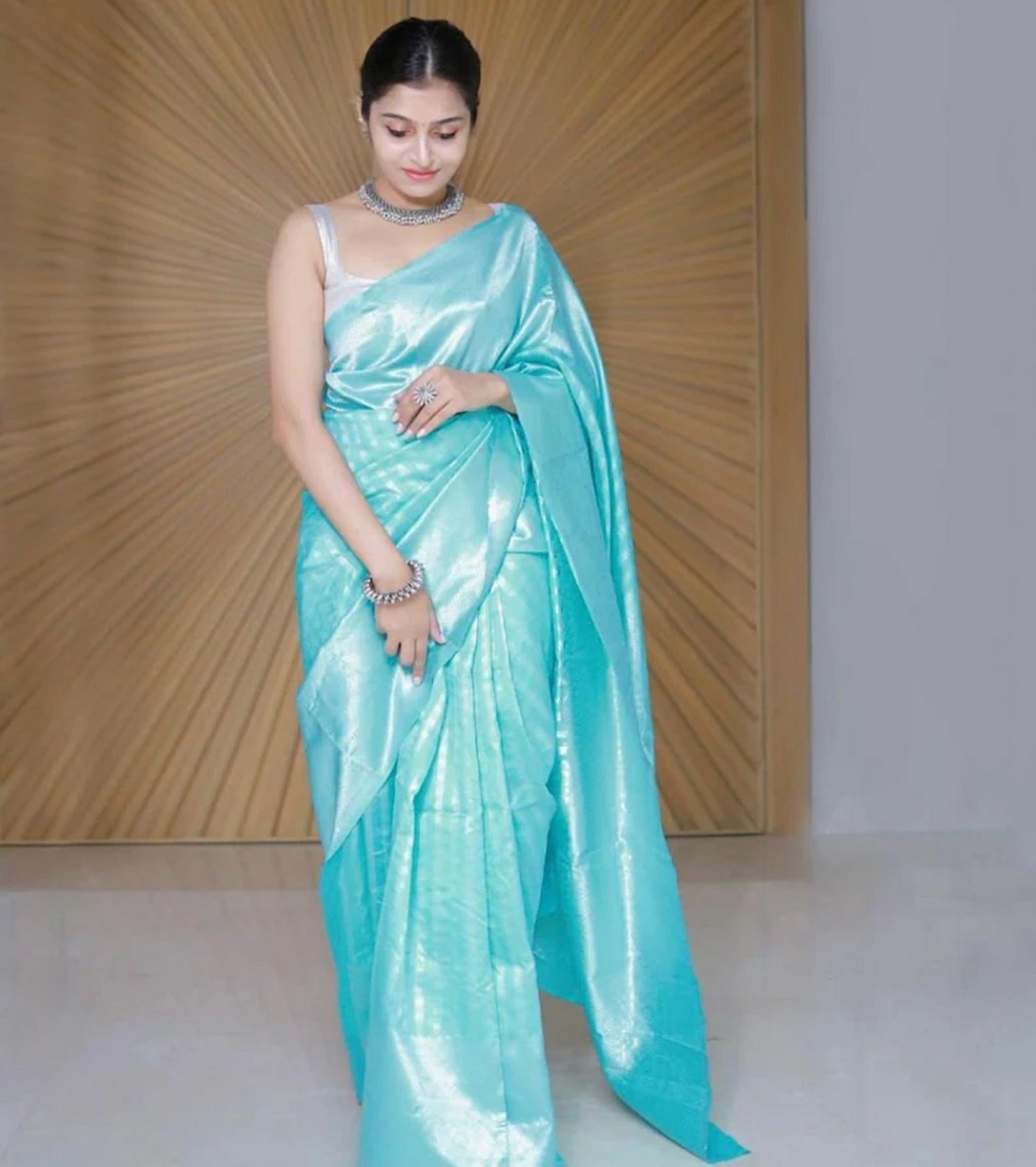 Soft Lichi Silk Saree With Unstitched Blouse image 1