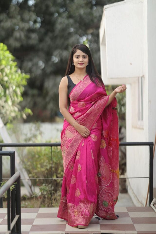Soft Dola Fabric With Rich Pallu Saree image 1
