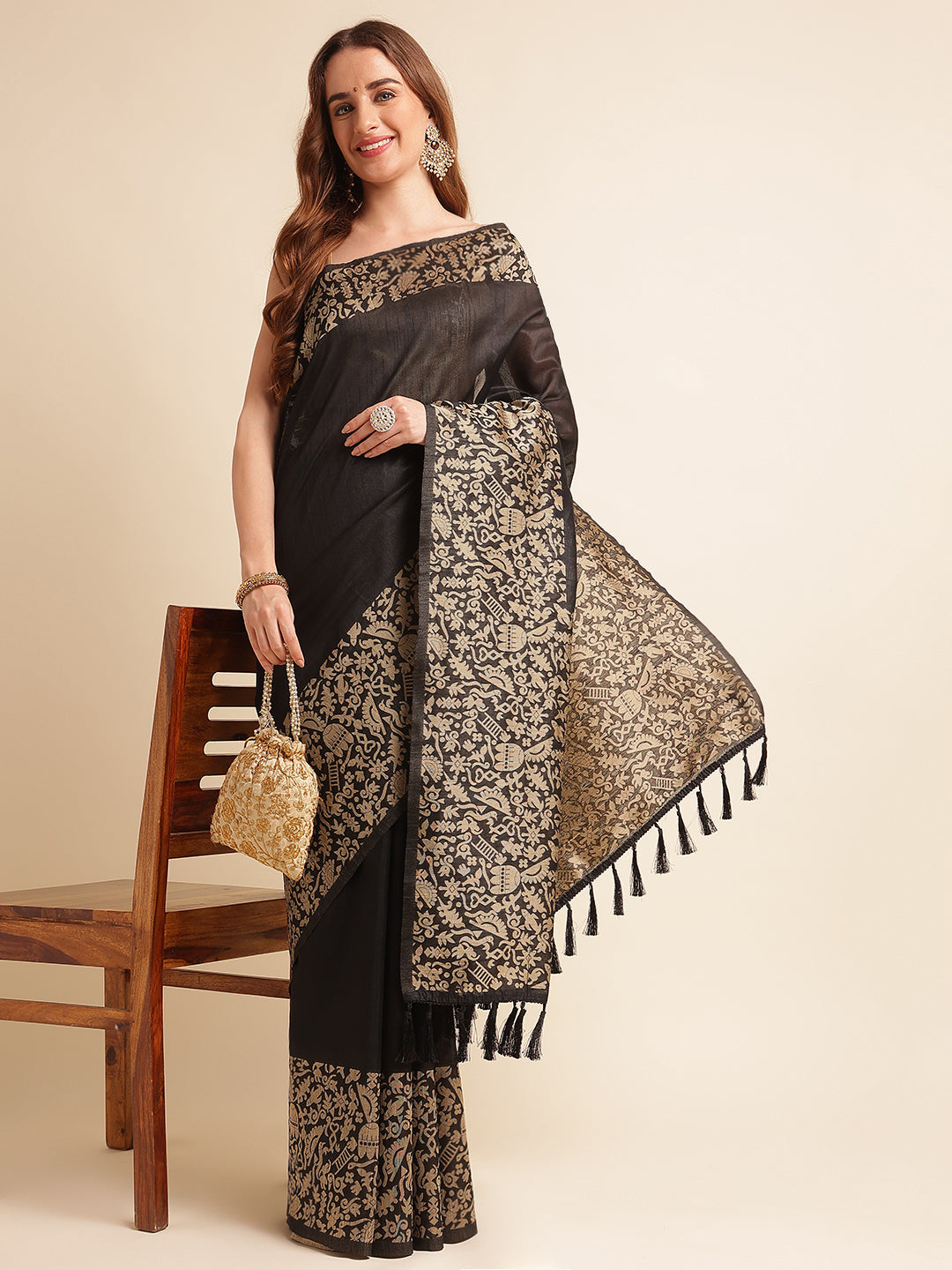 Rich Pallu Row Silk Weaving Work Saree image 12