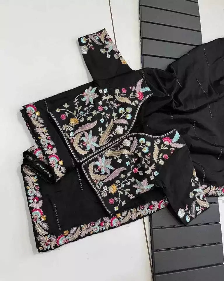 Black Heavy Glooming Rangoli Silk Saree Stitched Blouse image 4