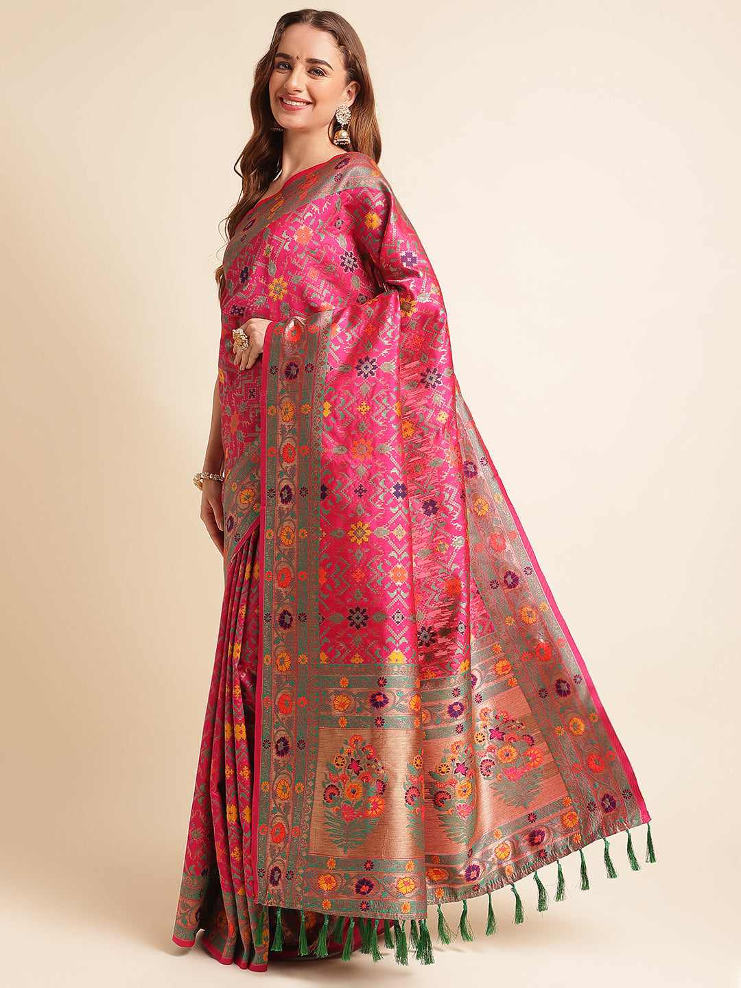 Heavy Banarasi Weaving Silk Saree For Women's image 2