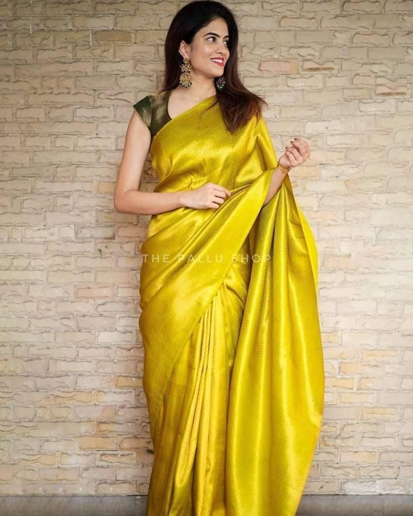 Soft Lichi Silk & Jacquard Work Saree With Blouse image 2