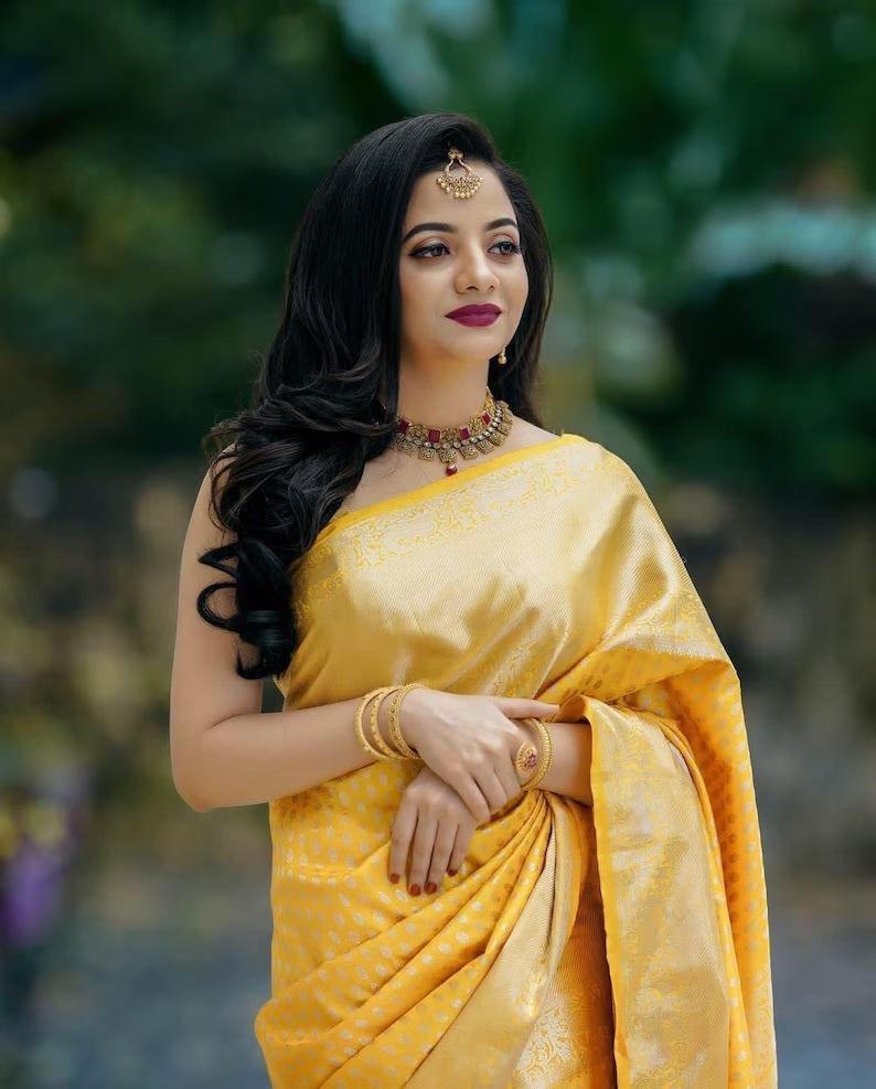 Yellow Soft Lichi Silk & Jacquard Work Saree With Blouse image 2