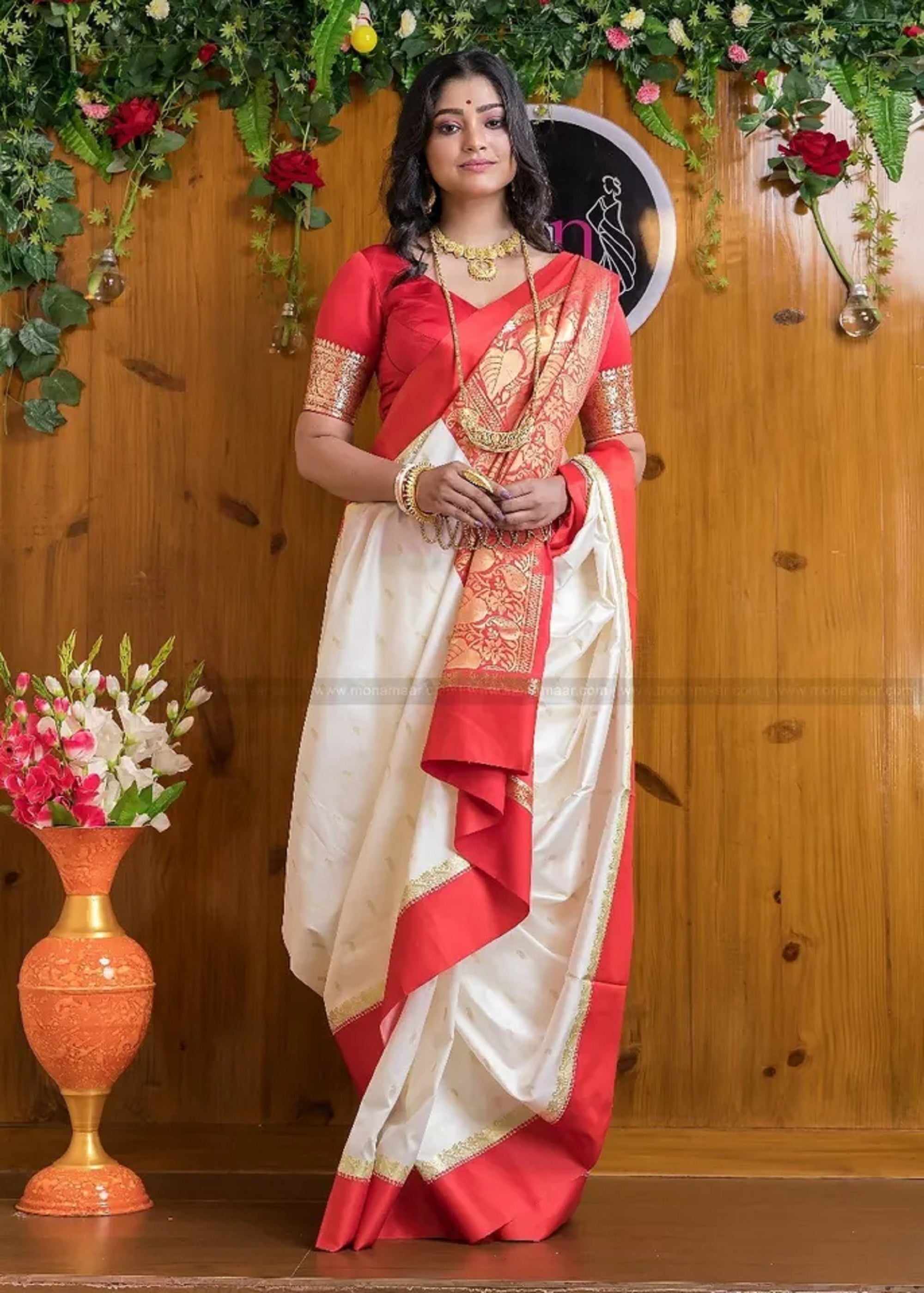 Banarasi Soft Silk Saree With Blouse image 2