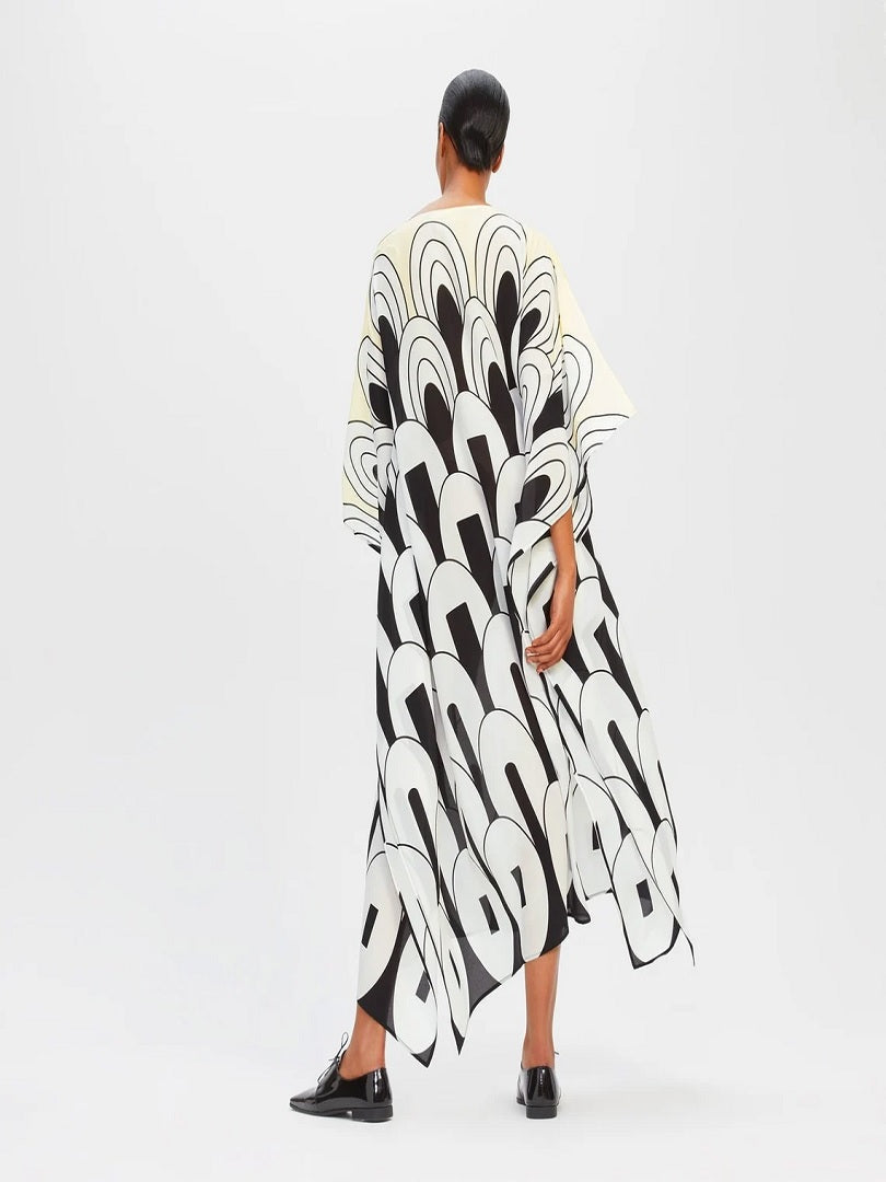 Geometric Boat Neck Style Silk Crepe Printed Kaftan J5633 image 3