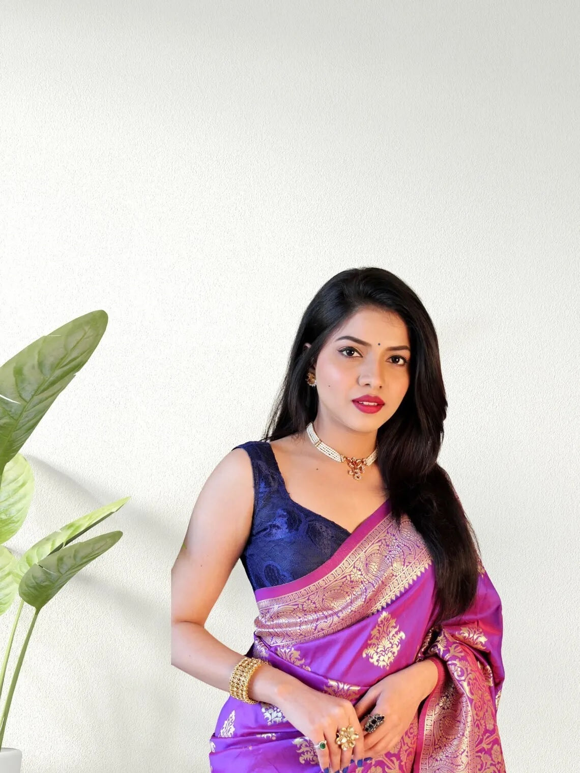 Pure Lichi Silk Zari Golden Weaving Saree With Blouse image 6