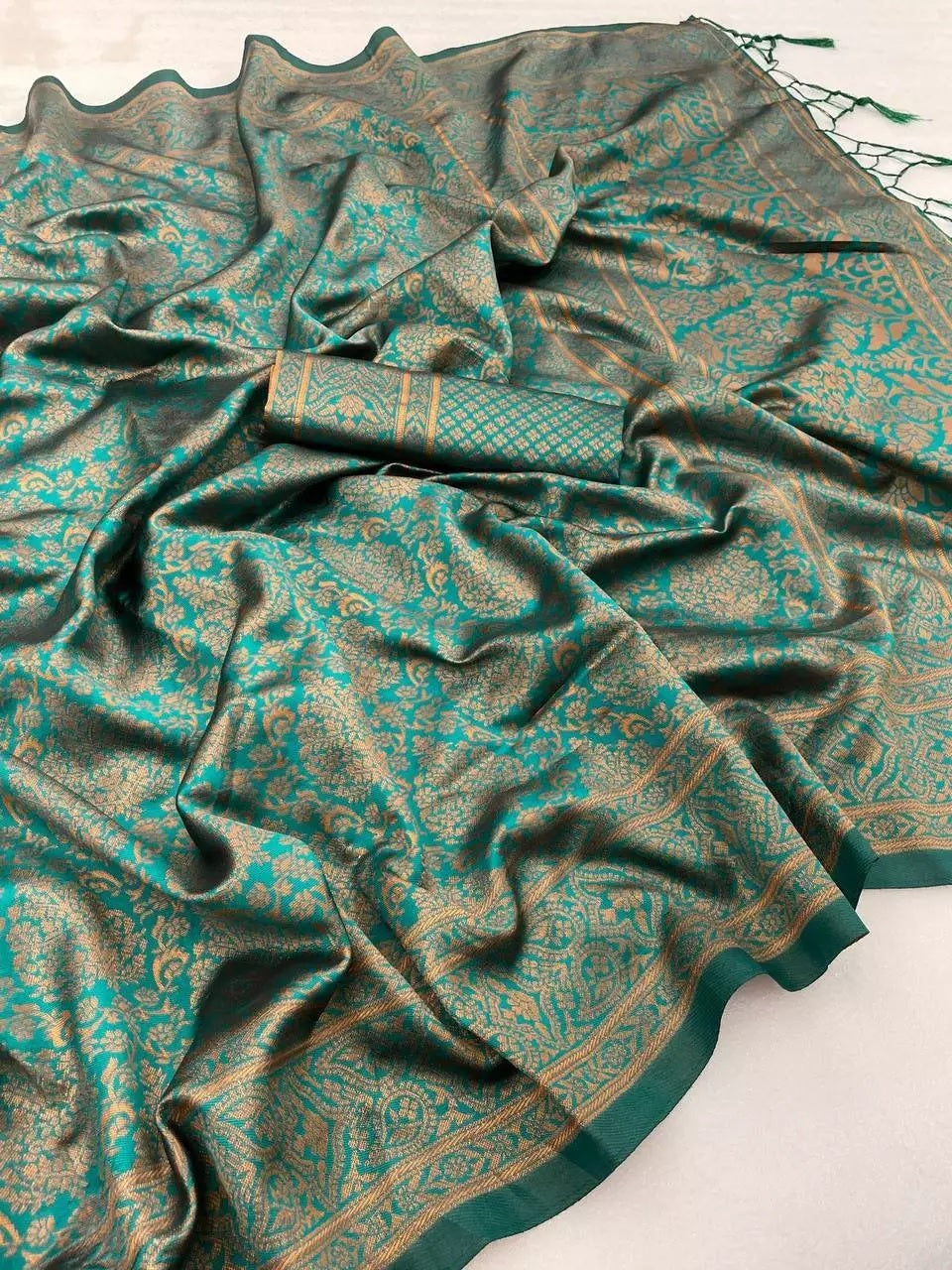 Banarasi Soft Silk Saree With Unstitched Blouse image 7