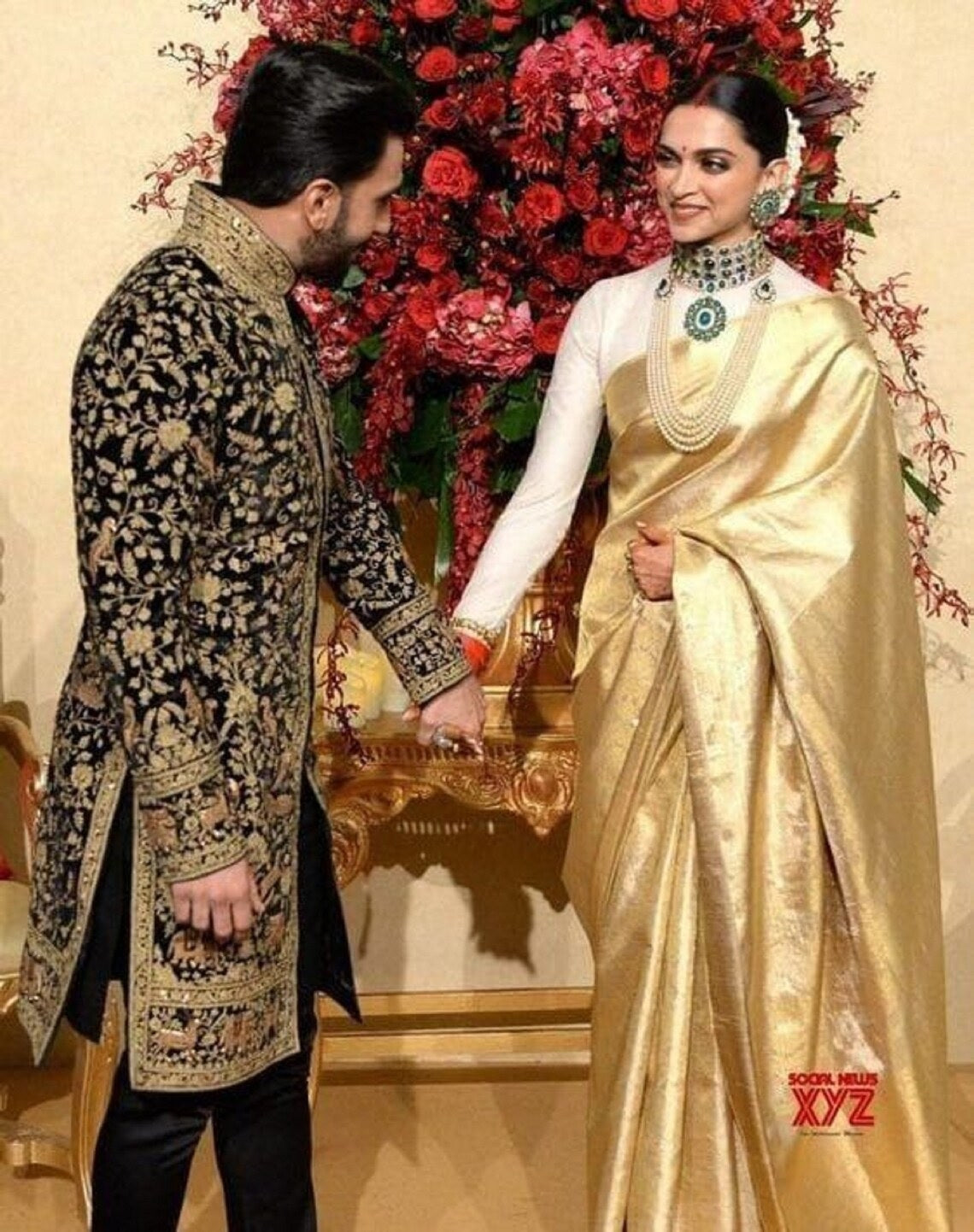 Gold Soft Lichi Silk Saree image 5