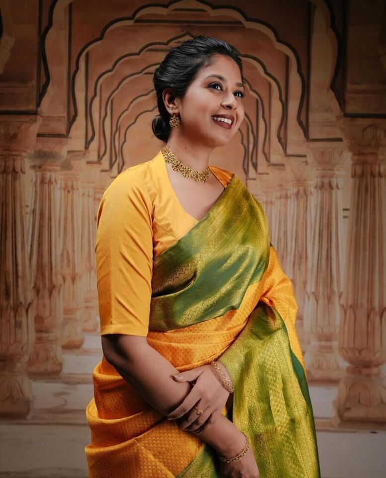 Banarsi Soft Silk Saree With Blouse image 3