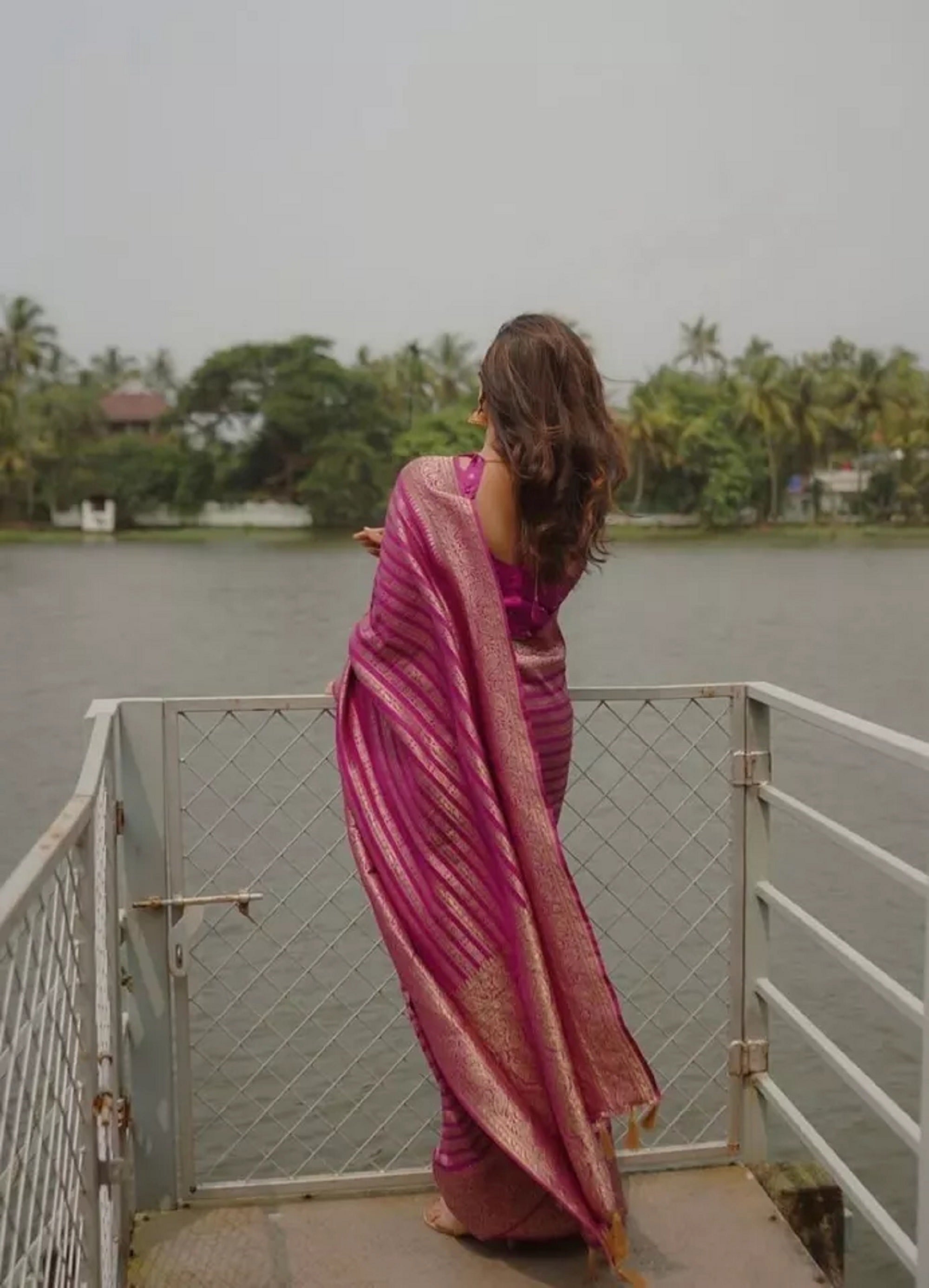 Banarsi Soft Silk Saree With Blouse image 3
