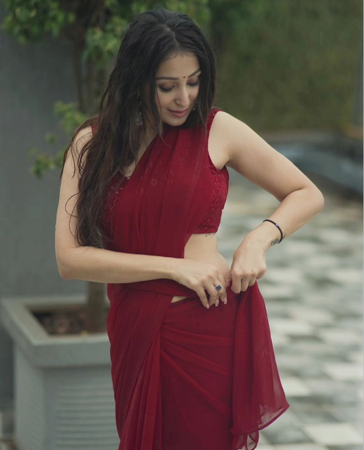 Pure Smooth Georgette Saree, Pure velvet With Sequence Work Blouse image 6