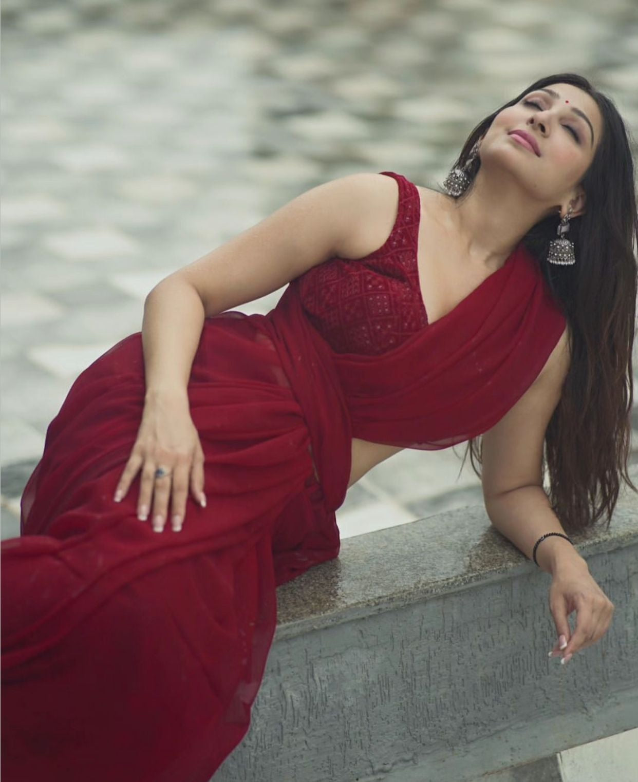 Pure Smooth Georgette Saree, Pure velvet With Sequence Work Blouse image 8