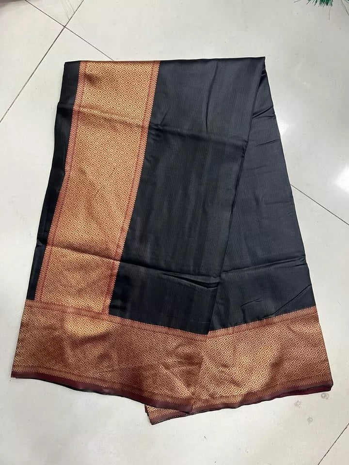 Banarasi Soft Silk Saree For Women's image 5