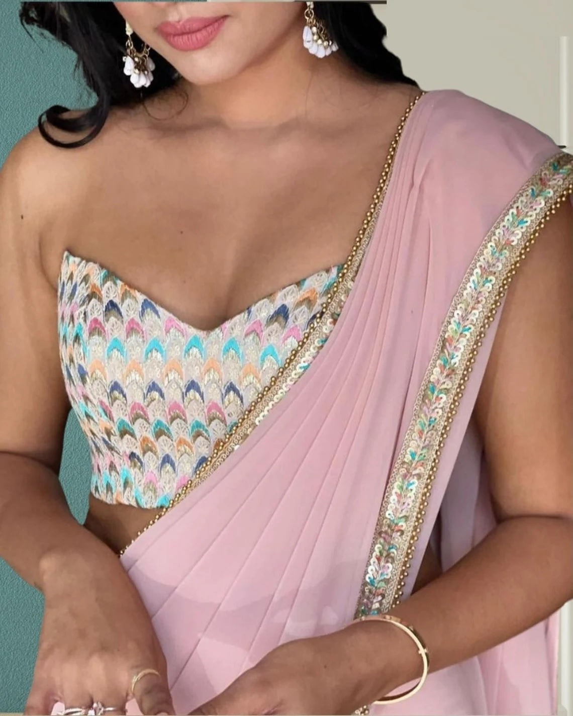 Plain Smooth Georgette Saree With Embroidery Work Blouse image 4