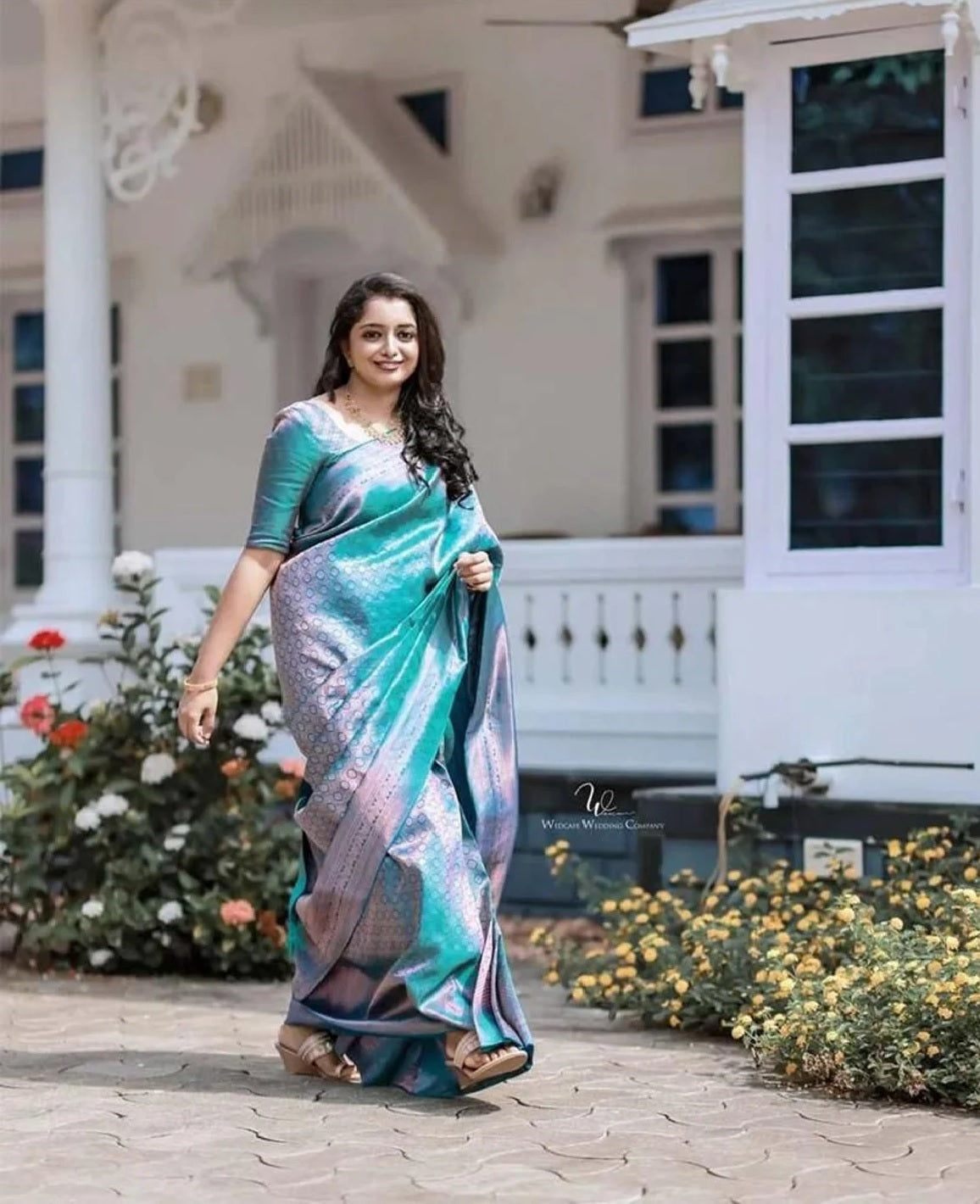 Soft Lichi Silk Rich Pallu & Jacquard Work On All Over The Saree image 4