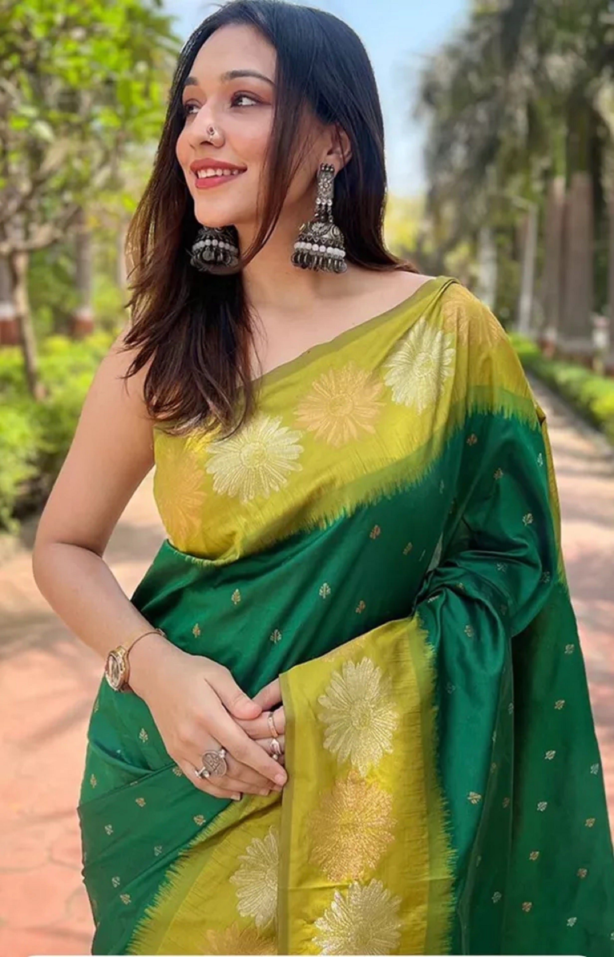Banarasi Soft Silk Saree With Blouse image 12