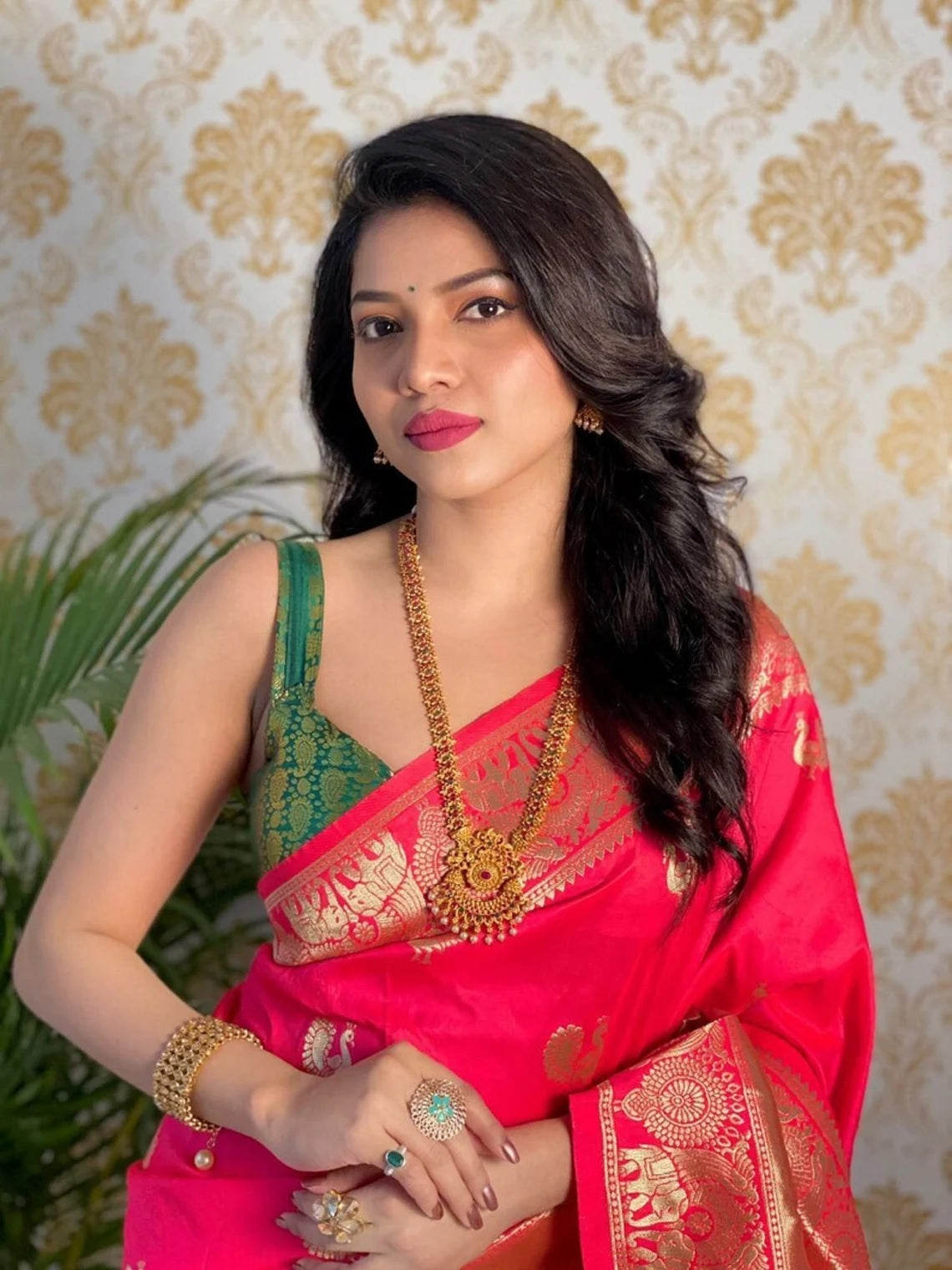 Pure Silk Zari Golden Weaving Rich Pallu Saree With Blouse image 4