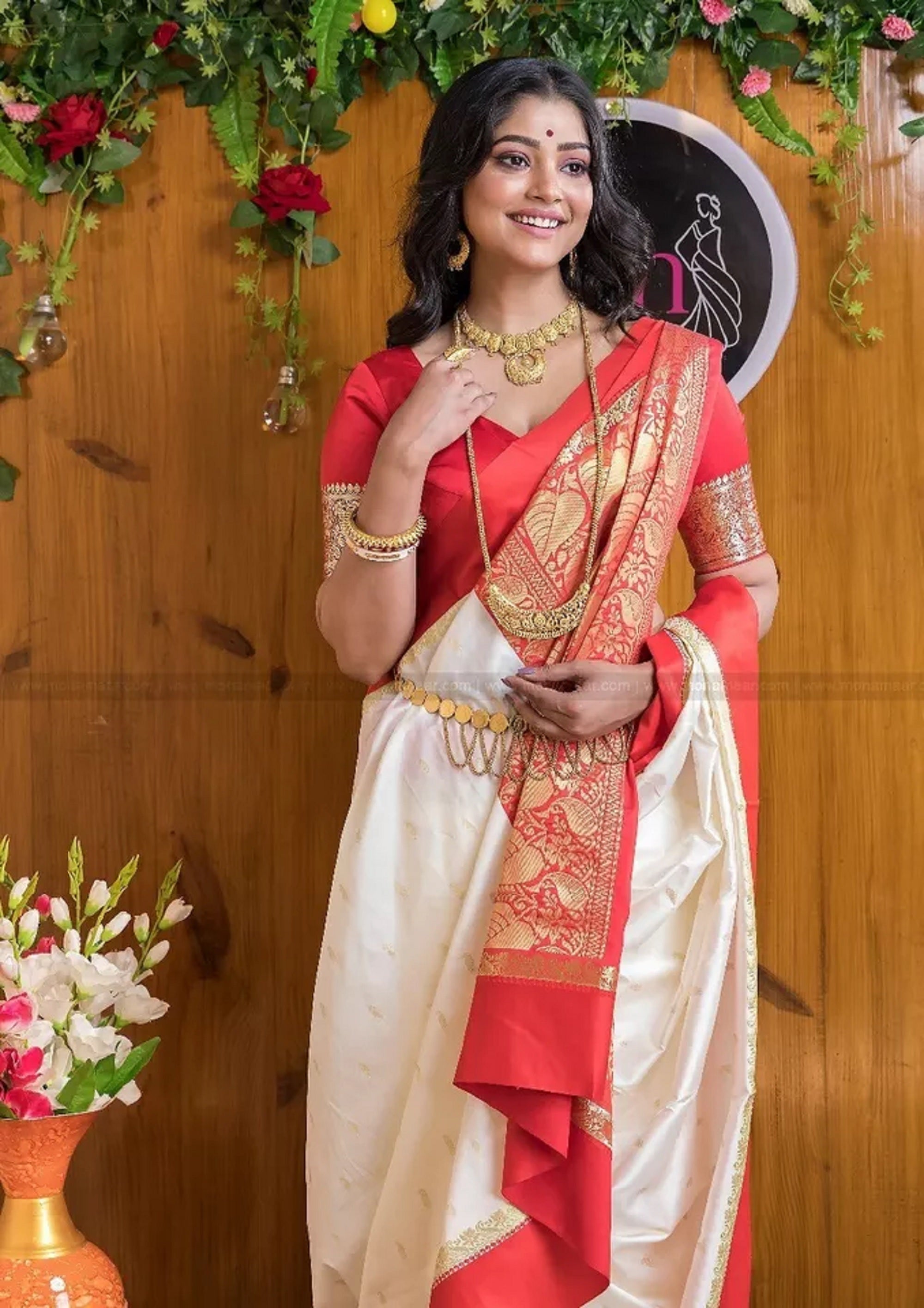 Banarasi Soft Silk Saree With Blouse image 4