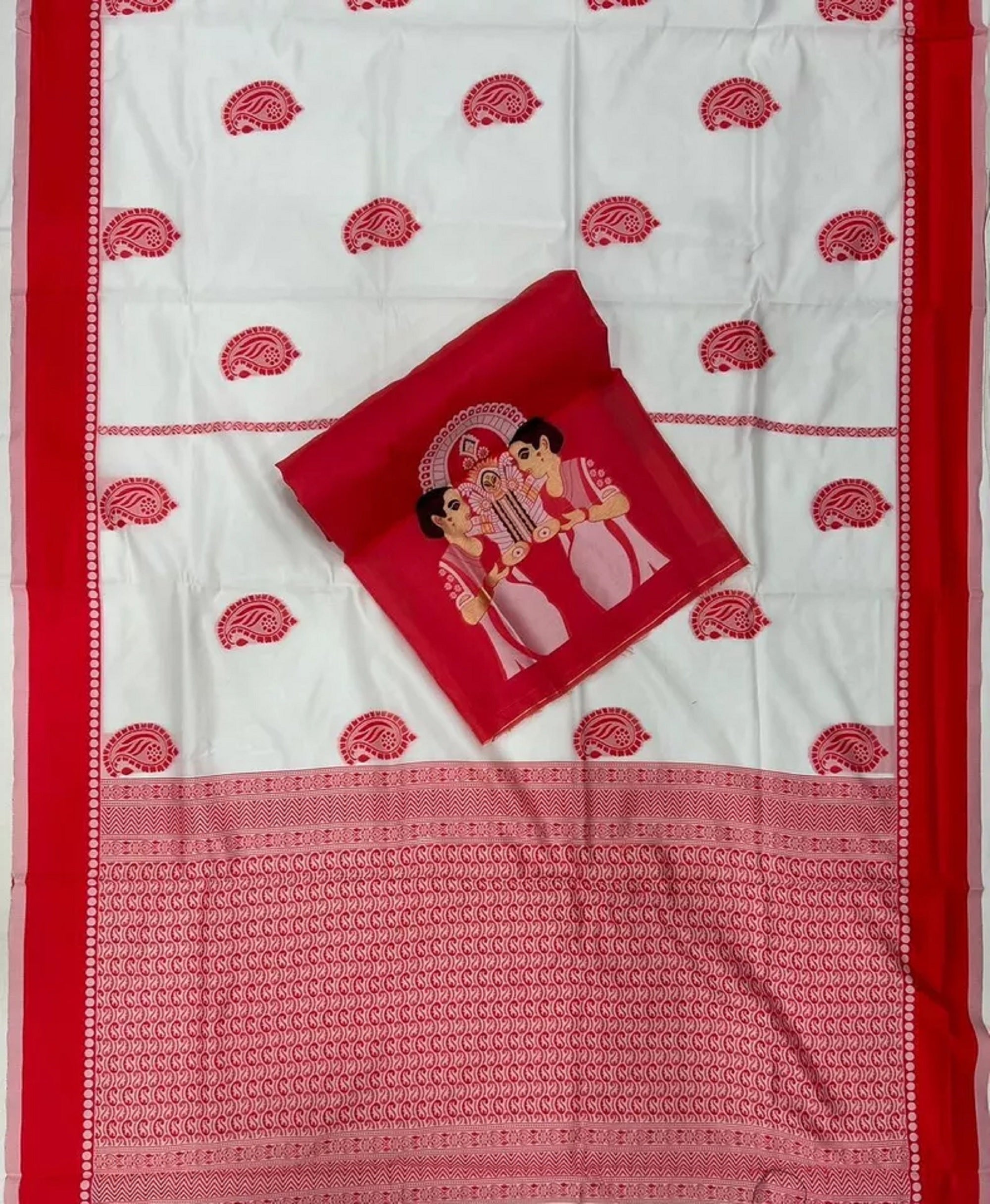 Soft Lichi Silk Saree With Blouse image 4