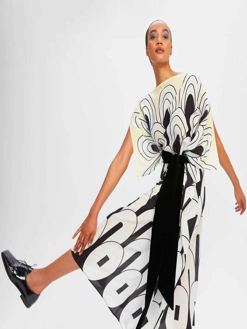 Geometric Boat Neck Style Silk Crepe Printed Kaftan J5633 image 5