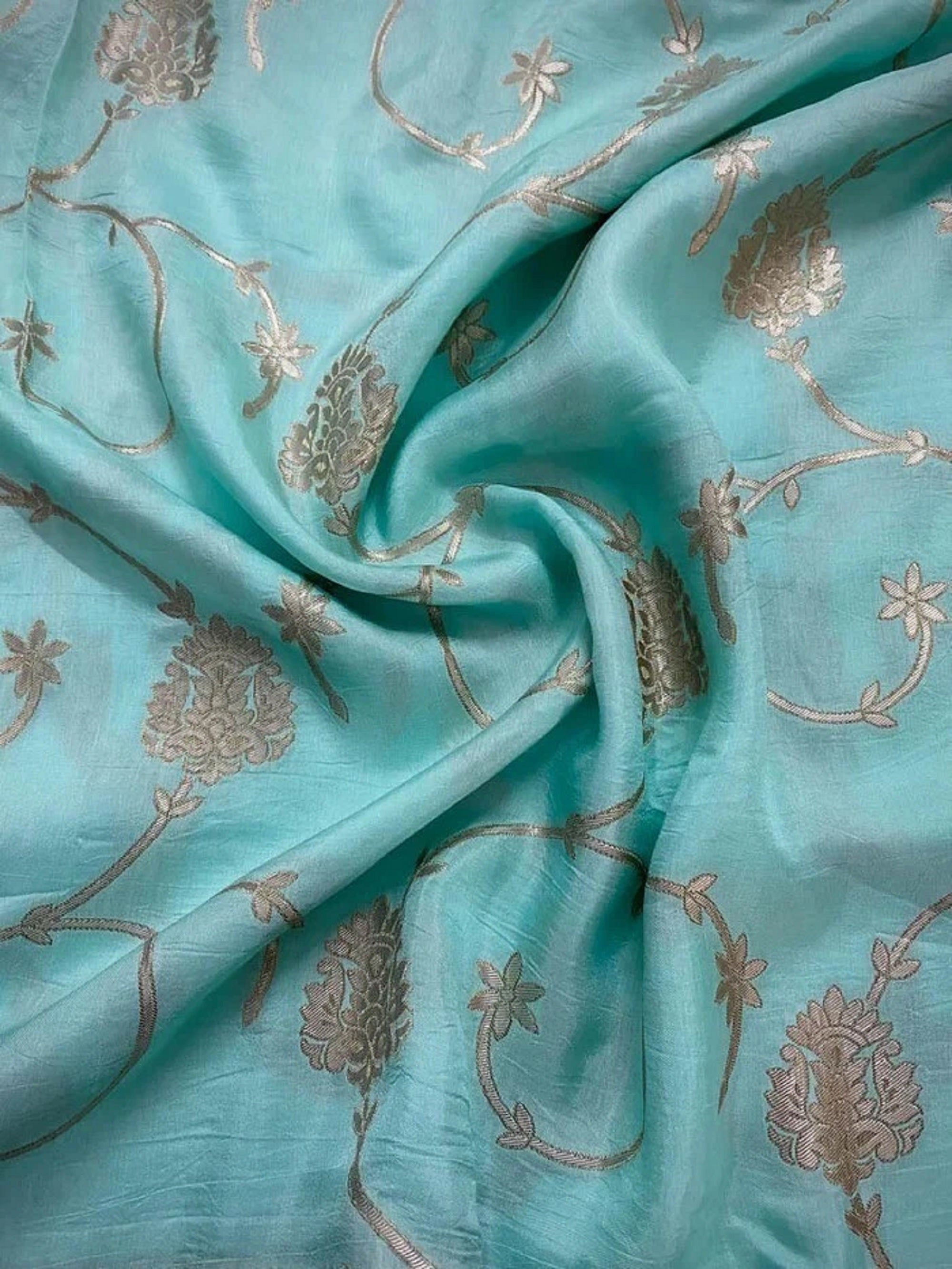 Banarasi Soft Silk Saree With Blouse image 6