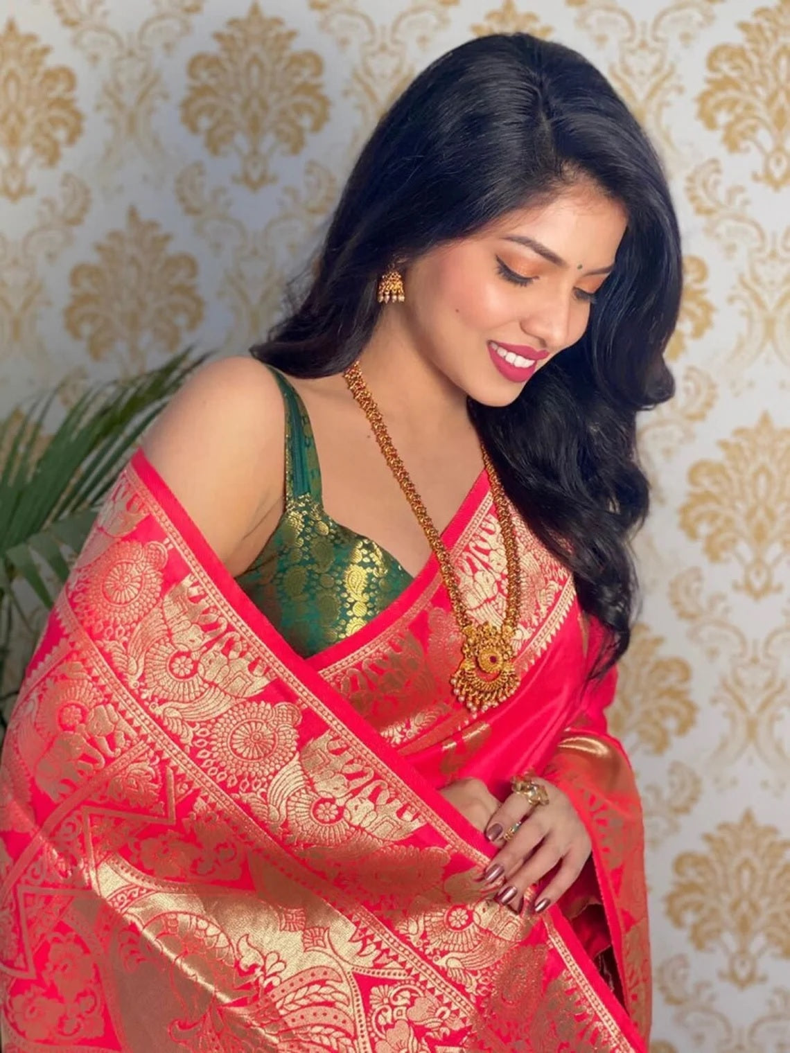 Pure Silk Zari Golden Weaving Rich Pallu Saree With Blouse image 6