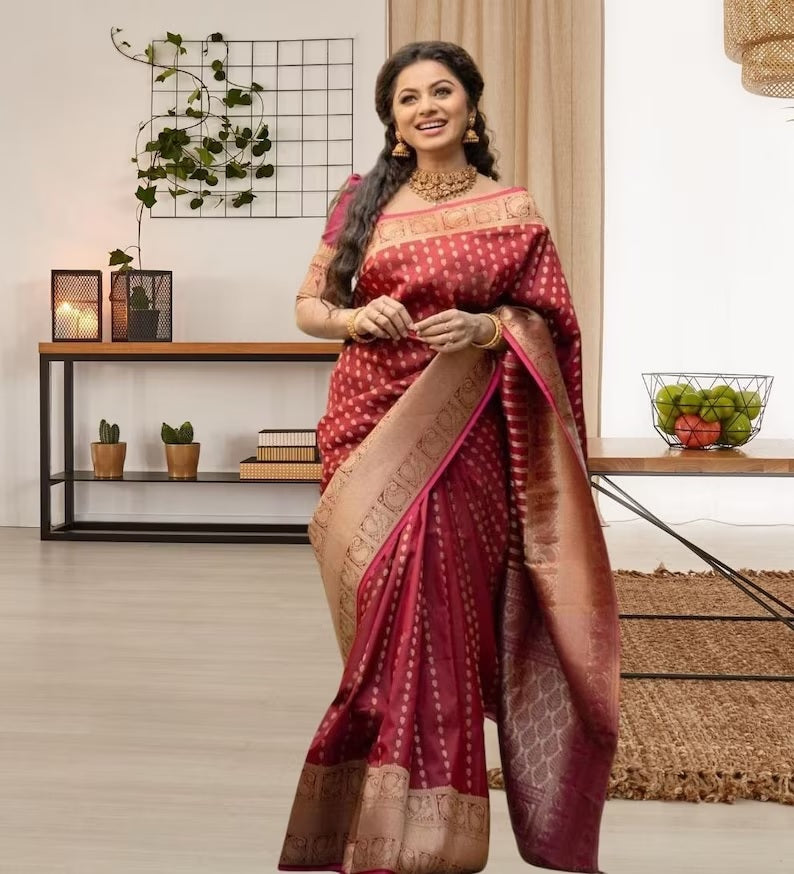 Maroon Soft Lichi Silk  Beautiful Rich Pallu Saree With Blouse image 1