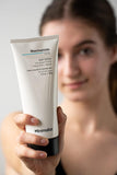 Minimalist Niacinamide 5% Body Lotion | Repairs Skin Barrier | Nourishes With Shea Butter | For Men & women (180 gm) image 5