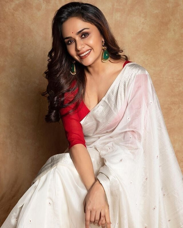 Pure Heavy Georgette With Digital Printed Saree With Blouse image 2