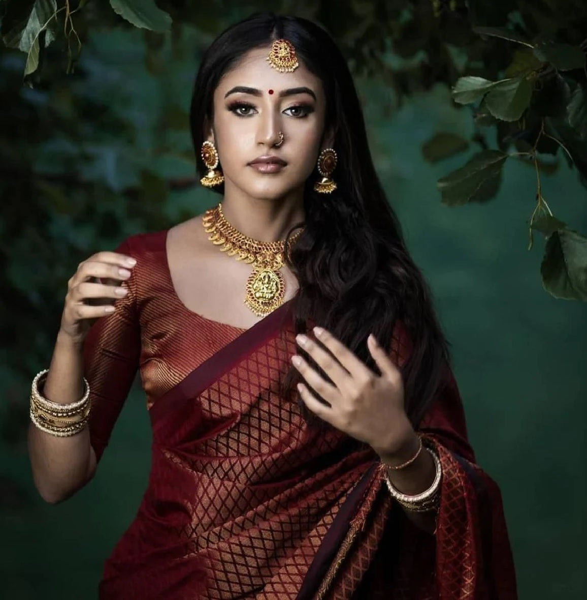 Soft Lichi Silk Rich Pallu & Jacquard Work On All Over The Saree image 7