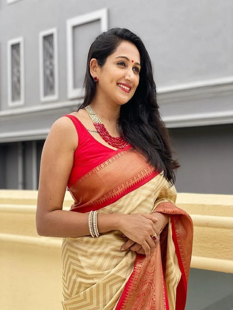 Soft Lichi Silk Jacquard Weaving With Gold Zari Weaving Work Saree image 8