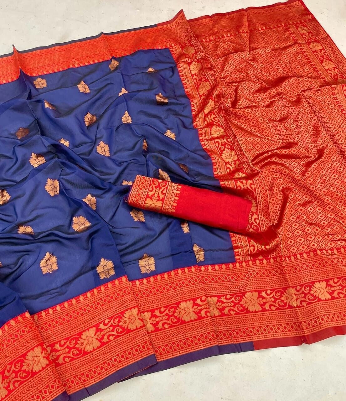 Soft Lichi Silk With Beautiful Jacquard Border Saree With Blouse image 8