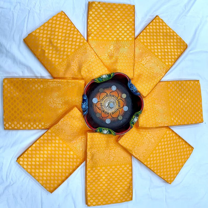 Yellow Soft Lichi Silk & Jacquard Work Saree With Blouse image 8